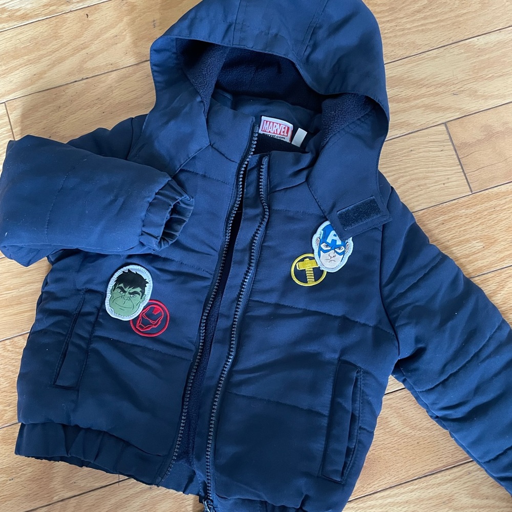 Marvel coat size 3-4 in navy